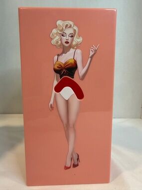 Marilyn Monroe Tissue Box Holder Blowing Skirt